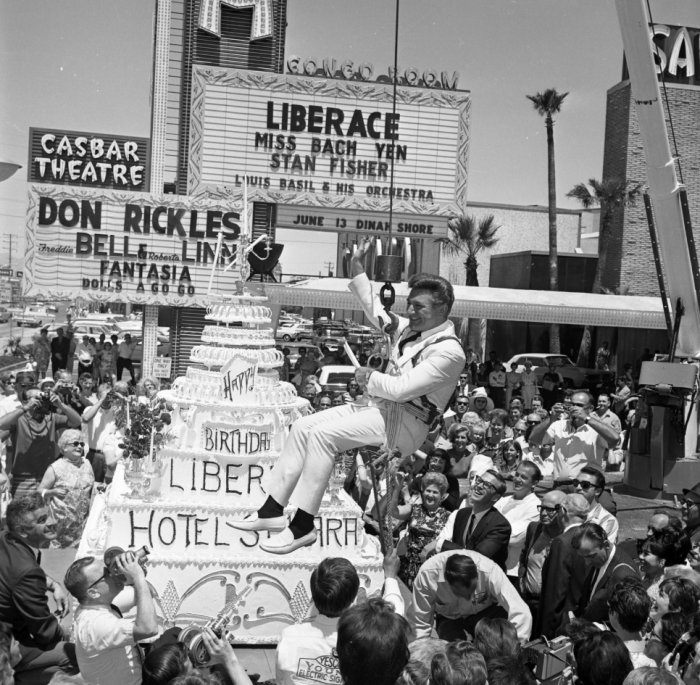 Liberace100